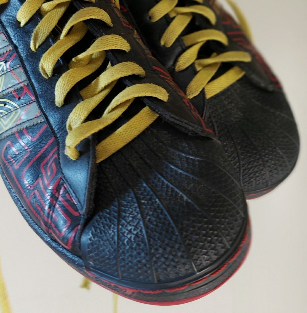 Addidas superstar pac man